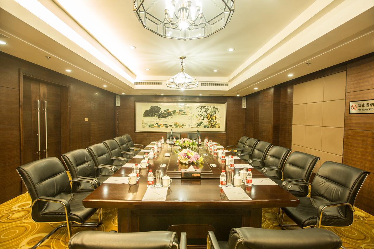 Hailian International Hotel Ji'an  Exterior photo